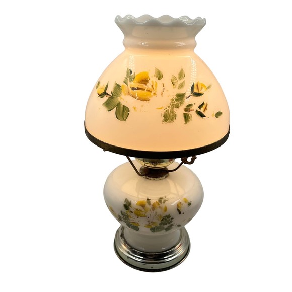 Vintage Underwriters Laboratories Inc. Portable Lamp Hurricane GWTW Parlor - Picture 2 of 13